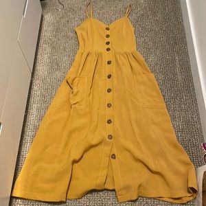 Long yellow dress
